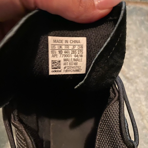 Sneakers Bundle - Picture 6 of 16